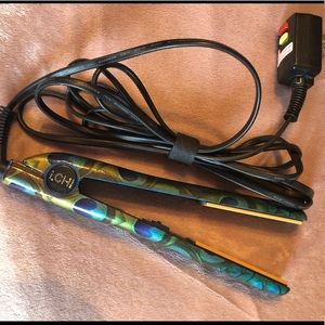 Chi Straightener